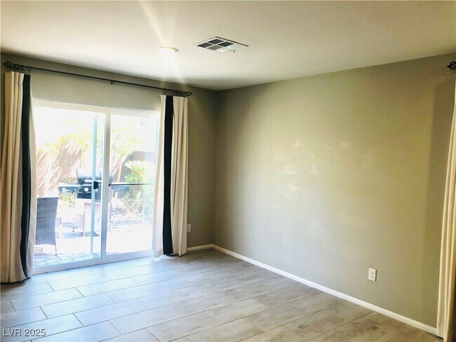 Building Photo - 7108 Adrian Peak St