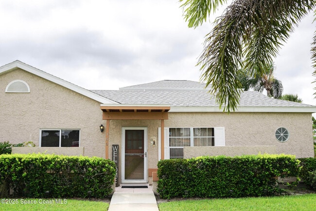 Primary Photo - 1465 Malibu Cir NE