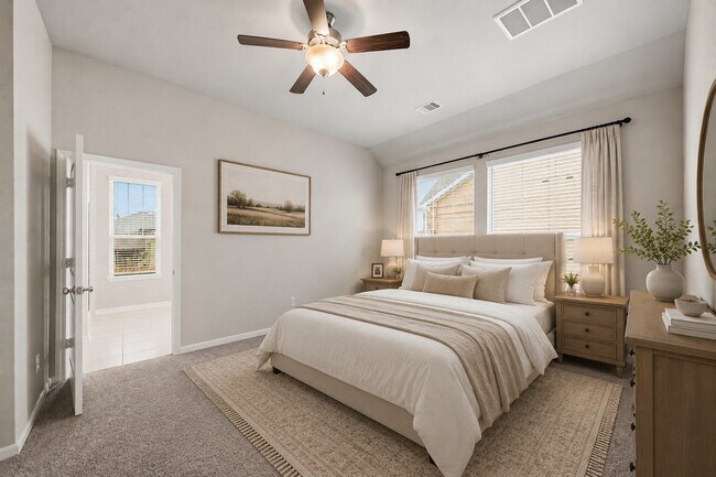Building Photo - 8734 Laurel Crest Dr