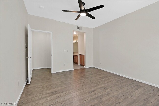 Building Photo - 908 Domnus Ln