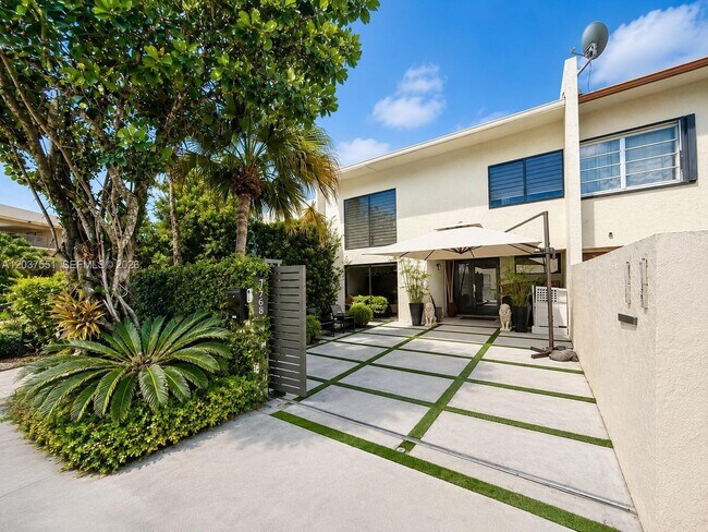 Building Photo - 7968 SW 105th Pl