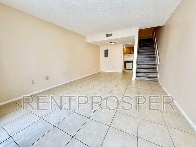 Building Photo - 4269 S Semoran Blvd