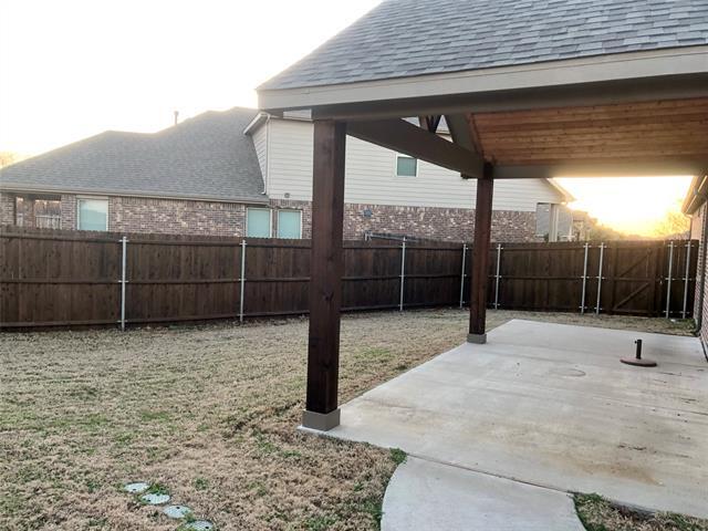 Building Photo - 2141 Lake Pine Dr