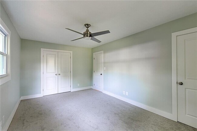 Building Photo - 3979 Potomac Dr NW