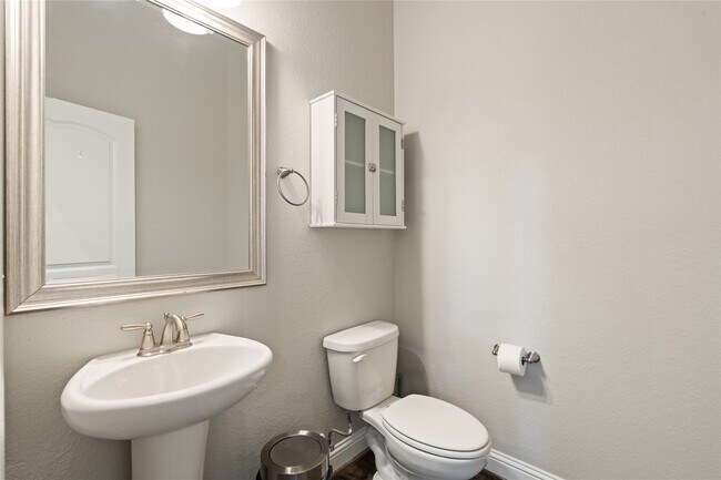 Building Photo - 29518 Sandstone Ledge Ct