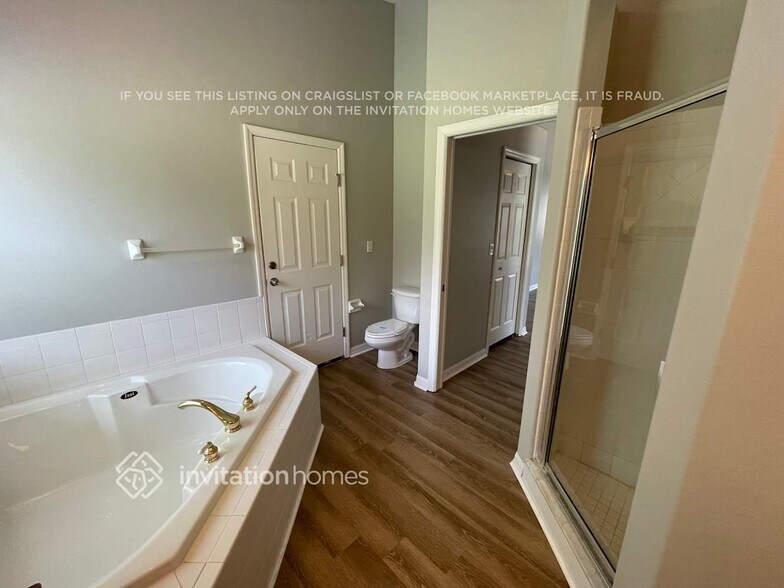 Building Photo - 5547 Foxtail Ct