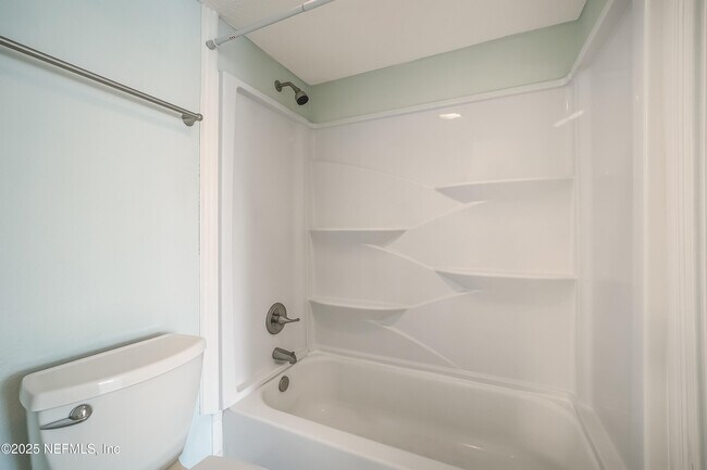 Building Photo - 6561 Mission Ct