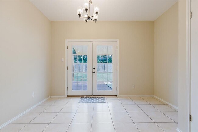 Building Photo - 6614 Bramber Ln