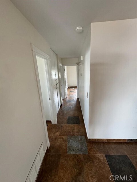 Building Photo - 39161 Bel Air Dr