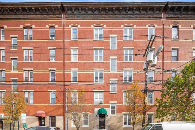 Building Photo - 314 Paterson Plank Rd