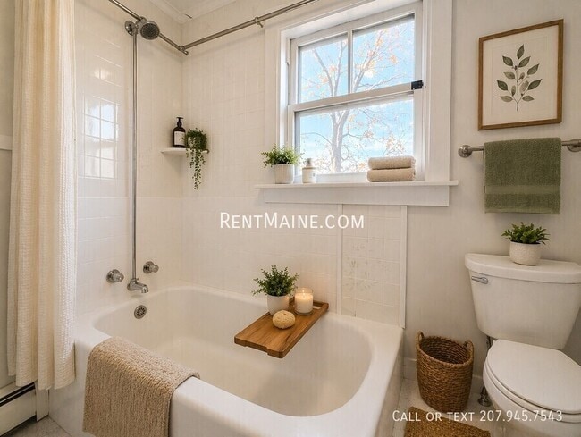 Building Photo - 17 Boutelle Ave