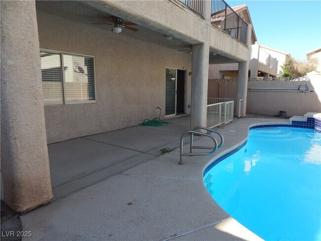 Building Photo - 1032 Sweeping Ivy Ct