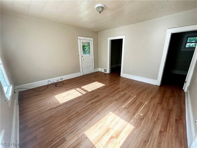 Building Photo - 6714 Worley Ave
