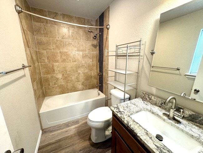 Building Photo - Newly Remodeled Brick Home 3/2 Two Car Garage