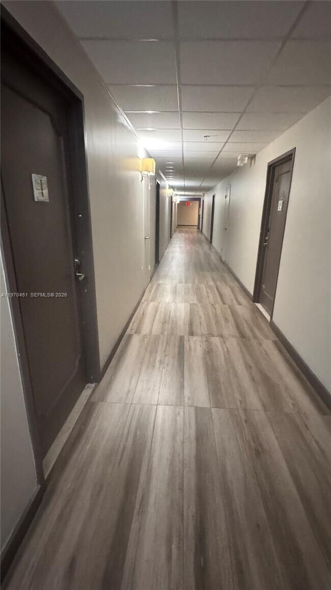 Building Photo - 2829 Indian Creek Dr