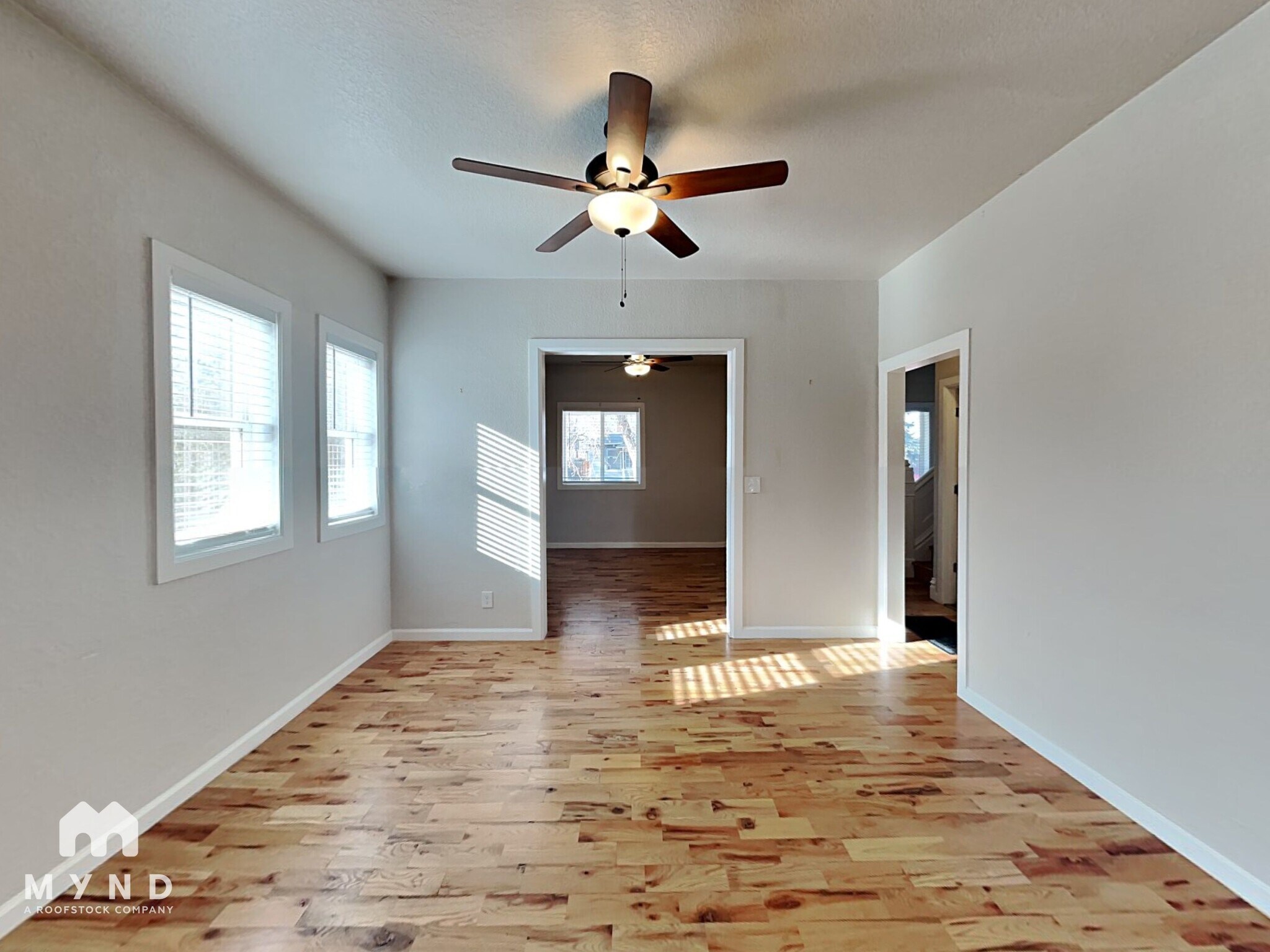 Building Photo - 2426 S Acoma St