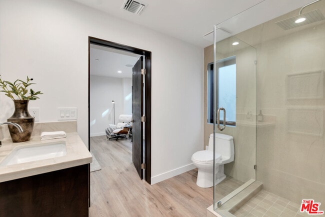 Building Photo - 3116 Elvido Dr