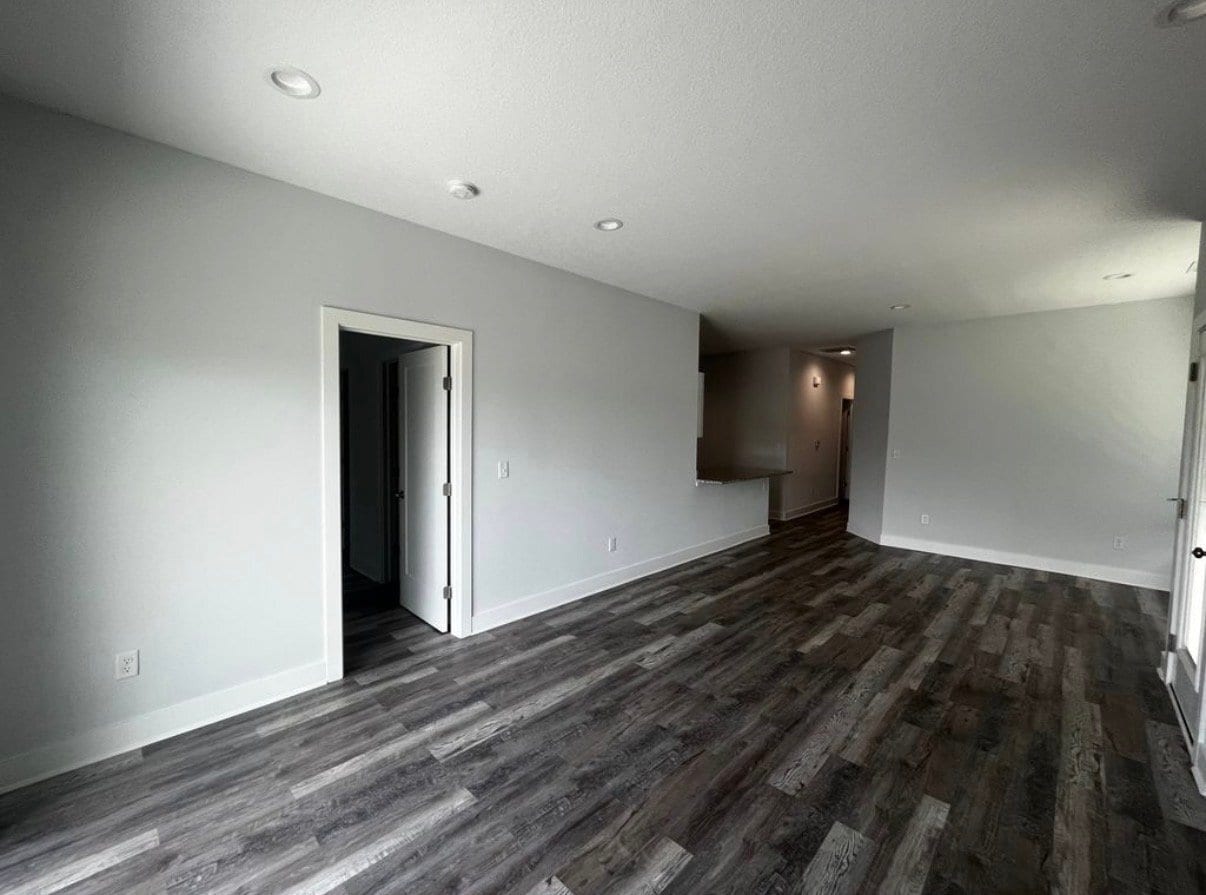 Building Photo - 5448 N Colburn Ct