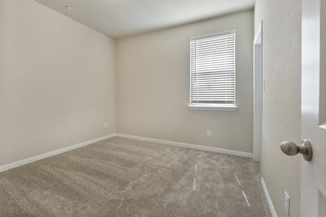 Building Photo - 7528 Redondo Dr