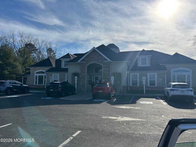 Building Photo - 315 Sophee Ln