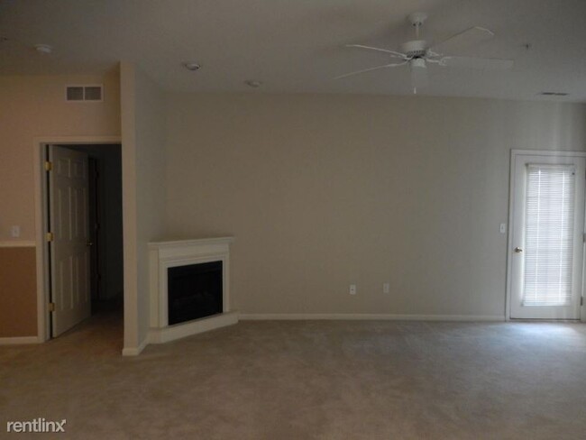 Building Photo - 2 br, 2 bath Condo - 29532 Nottingham Ct