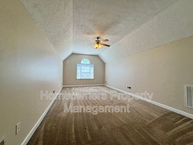 Building Photo - 3537 Maccumber Ct