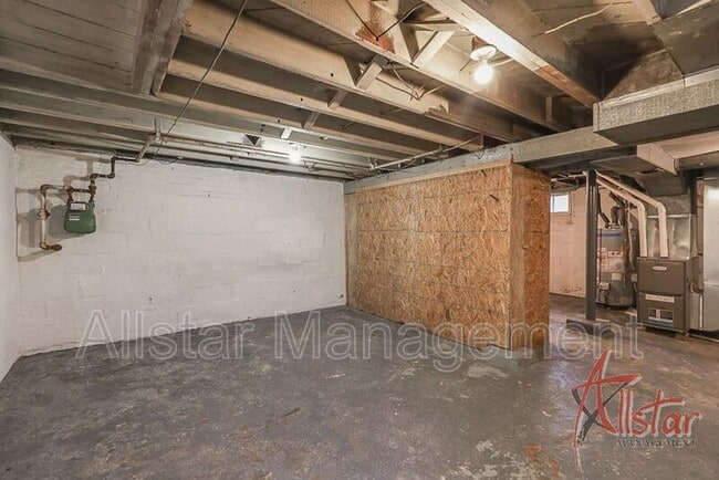 Building Photo - 542 Lindell St