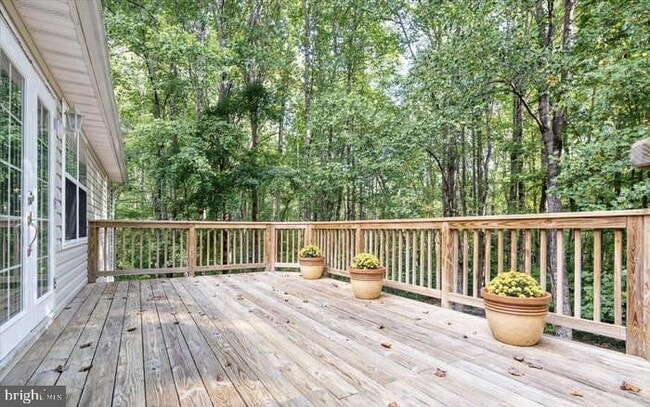 Building Photo - 206 Cedar Ridge Dr