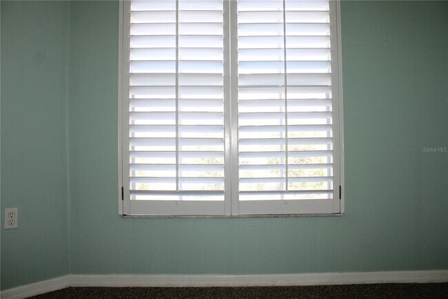 Building Photo - 1702 Fairway Trce