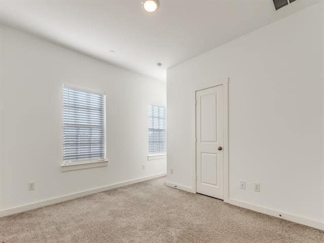 Building Photo - 7443 Tiffany Dr