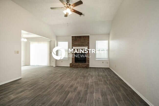 Building Photo - 3 Bedroom Pet-Friendly Home in OKLAHOMA CI...