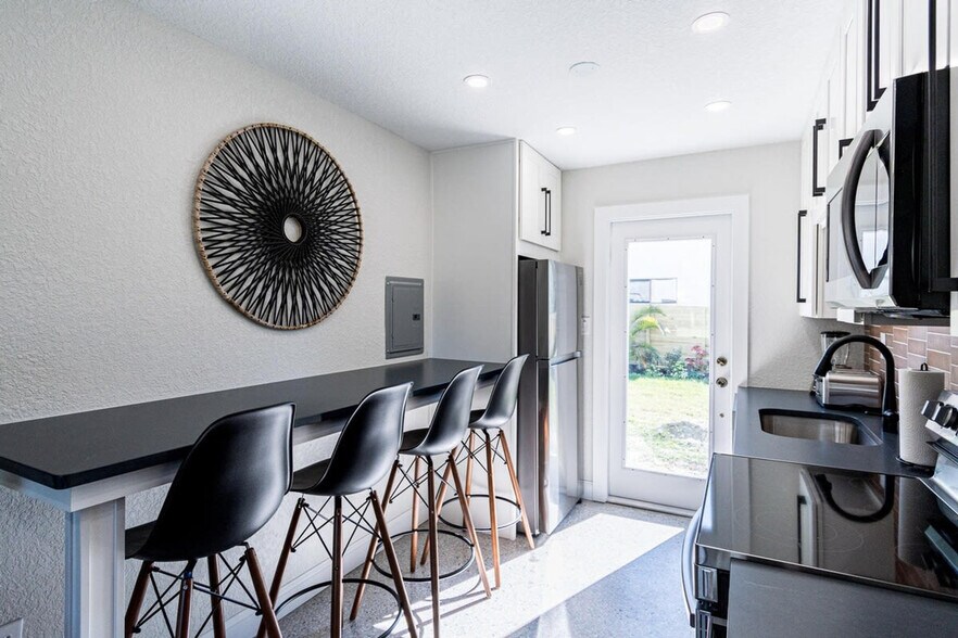 Building Photo - 400 S Atlantic Ave