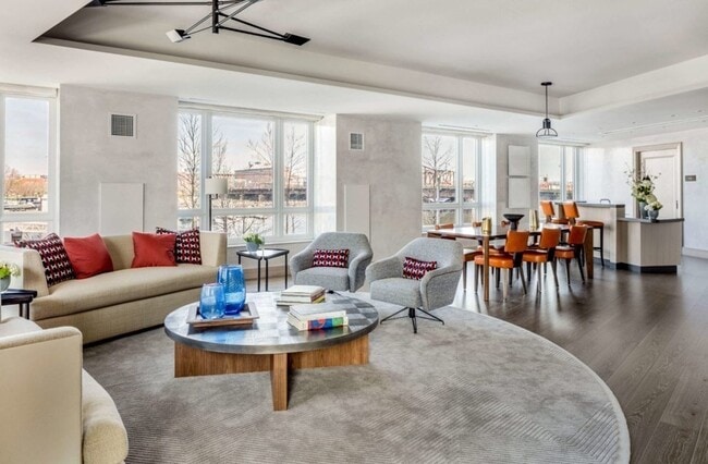 Building Photo - 100 Lovejoy Pl