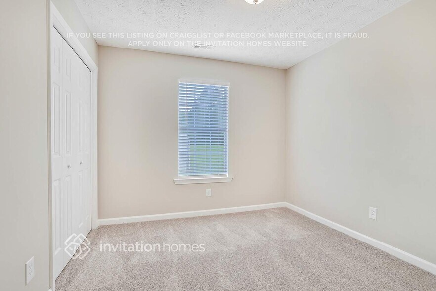 Building Photo - 30 Sable Cir