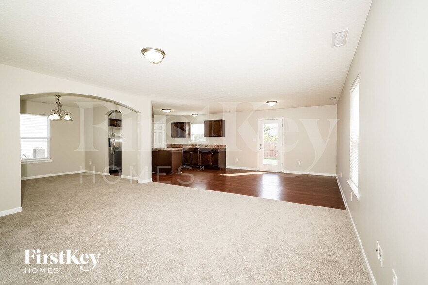 Building Photo - 3421 Black Forest Ln