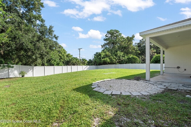 Building Photo - 1426 Seeley Cir NW
