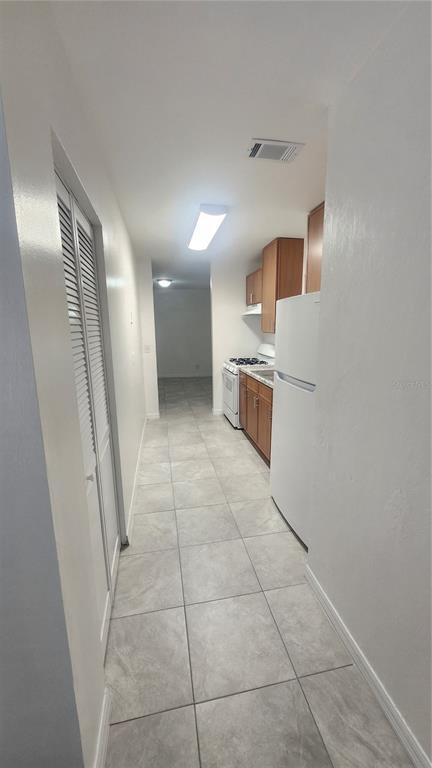 Building Photo - 1079 N Gertrude Ct