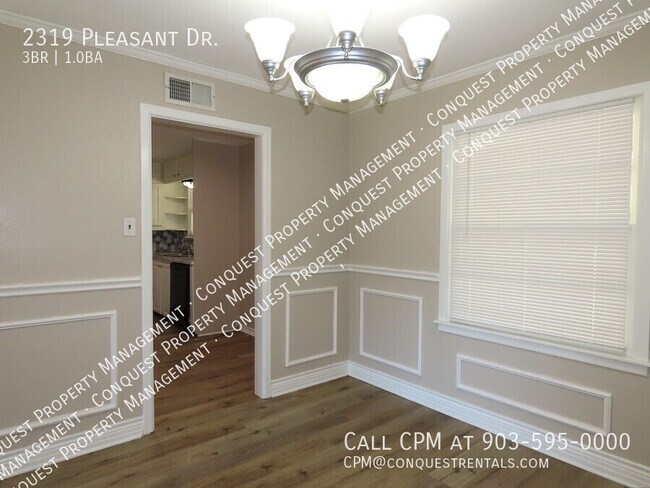 Building Photo - 2319 Pleasant Dr