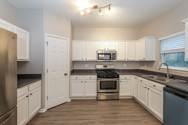 Building Photo - 3584 Elk Horn Trail