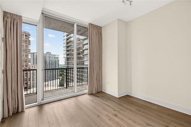 Building Photo - 1080 Peachtree St NE