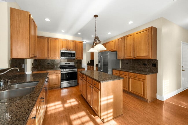 Building Photo - 4911 Princeton Ln