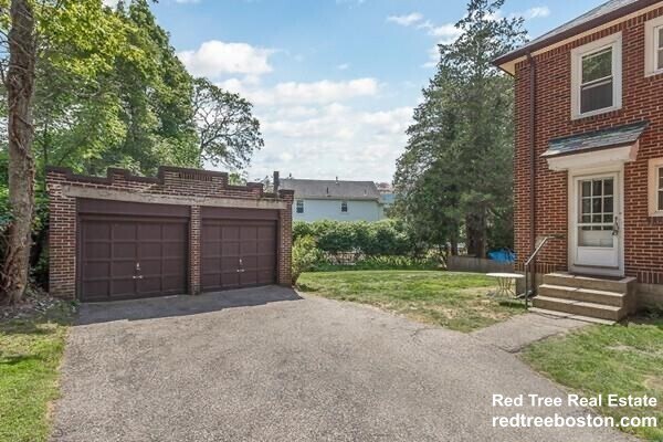 Building Photo - 118 Elgin St