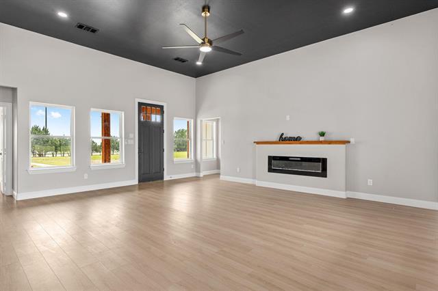 Building Photo - 3756 I-30 Frontage Rd