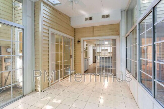 Building Photo - 2672 Moss Ln