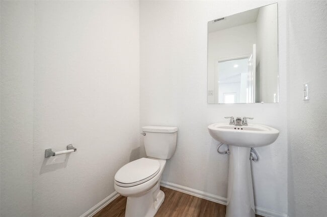 Building Photo - 1951 Foxtail Crk Ct