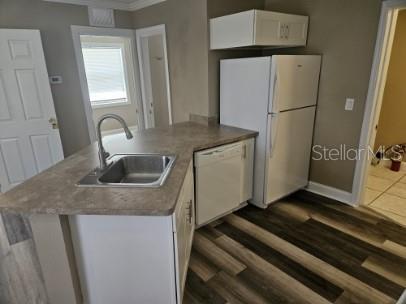 Building Photo - 520 15th St N