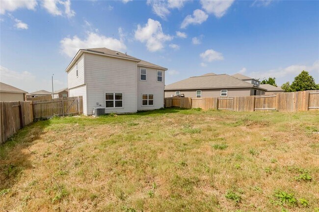 Building Photo - 117 Fairfax Ln