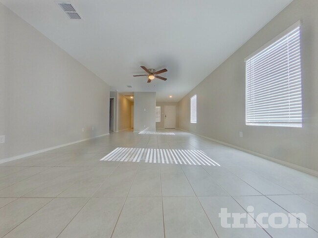 Building Photo - 11827 Mancos Trl