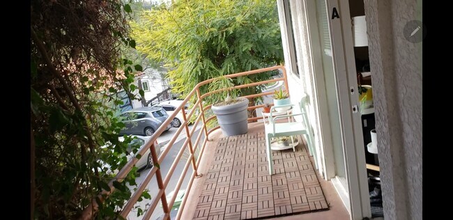 BALCONY - 4521 Bend Dr
