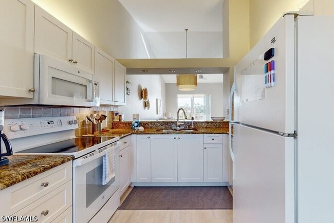 Building Photo - 350 Robin Hood Cir